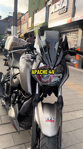 Adaptación de cupula importada para Apache 4v con base para no perforar, manejamos variedad en diseños y tamaños😎🔥. #apache #apache4v #apacheracing #fyp #parati