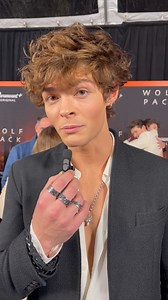 4.3K views · 41 reactions | Mi súper poder sería saltar directo al 27 de enero en el estreno de #WolfPackSeries 藍 ¿Y el tuyo? | Paramount+ | Facebook