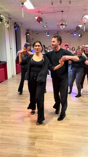 Cuban Salsa Couple Dancing #cubansalsa #salsacubana #salsacuban #timba #salsadance