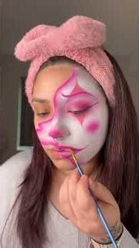 glam clown tutorial 💗 #clownmakeup #makeup #halloweenmakeup #makeupartist
