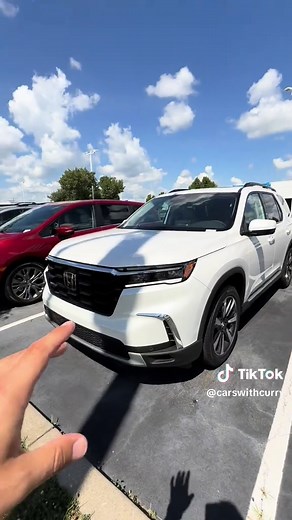 Worth the extra $4k?? 🤔#2025hondapilot #hondapilottouring #honda | Honda Pilot