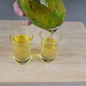 29K views · 552 reactions | I didn't know it was so easy to extract avocado oil!! | Wonderful Recipes and Tips | Facebook