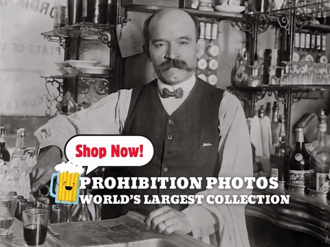 Vintage Women Drinking Beer Photo: Prohibition Era Bar Decor Print - Etsy