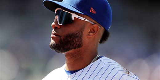 Padres sign Robinson Canó to Major League deal