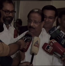 UDF Battalion | കേരളത്തെ പിടിച്ചുകുലിക്കിയ എൻട്രി 🔥 #shafiparambil #palakkad #inckerala #kerala #vadakara #kkarunakaran #kmuraleedharan #udf #udfkerala... | Instagram