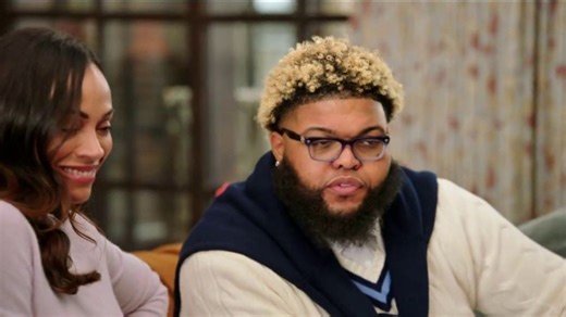 T-Mobile TV Spot, 'Group Photo: iPhone 17: 15-Minute Switch' Featuring Harvey Guillén, Zoe Saldaña, Druski