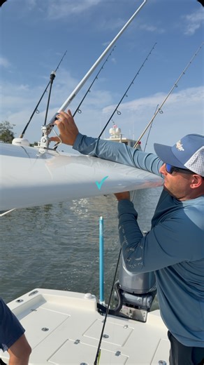 SeaSucker Marine on Instagram: "Leaving antennas up while going under a bridge is a mistake you only need to make once... Our Medium Duty Handle can be mounted to any smooth surface, giving you stability while getting to those hard to reach places on the boat. . . . #trustthesuck #qualifiedcaptain #offshore #fishing"