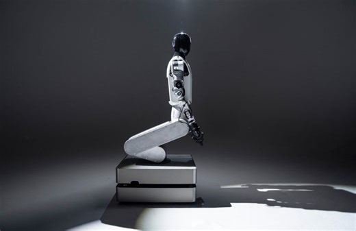 U.K.-based startup Humanoid unveils HMND 01 Alpha mobile manipulator - The Robot Report
