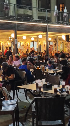 The beginning of the saturday night 🌉 | Club Alize