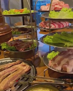 🥩🥓🍗🍖Fantastic Chef Malate is delighted to bring in all of the top-of-the-house Korean meats, with three #Michelin star crafted dishes in Remedios Circle malate for the gorgeous and talented 🤩🥳 Ms. Nicole Dulalia! Keep it happy and fit with luxurious and #sulit and #sosyal KBBQ dining! #WATCH Nicole's gracious review of her #FantasticChefMalate Kfood dining here 🎬 https://bit.ly/3UzO9cA Walk in all weekend! Grill-tops are on first-cook, first-grill basis :) ♨️ 12 #Fantastic types of meat A