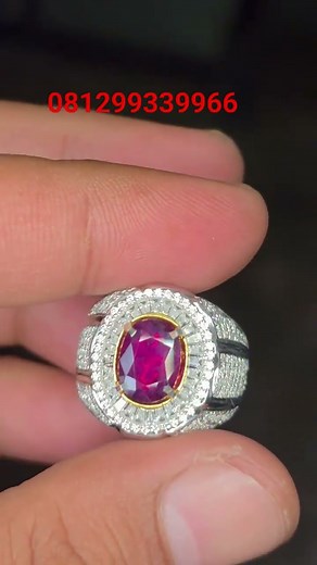 Natural HQ Purplish Red Ruby 1.65 crt GRI LAB #gemstone #ruby