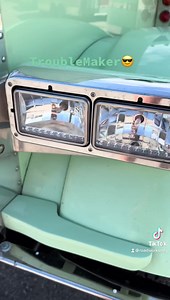 “Troublemaker” looking large with RoadWorks Smooth Face Hubcovers 🔥😎#roadworksmfg #getstacked #doheadsturnwhenyoudriveby #troublemaker #equipmentexpress #truckshowlife | RealTruck RoadWorks Manufacturing