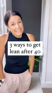 If you’re in your 40s or 50s, you need to do things differently if you want to continue to thrive with your health & fitness. If you keep restricting yourself with low carb & low cal diets or keep turning to fast paced cardio to lose the weight, you’ll stay on that constant cycle of losing and gaining. Start focusing on fueling your body with proper nutrition (this doesn’t mean being perfect!!), lifting heavy, walking more, and managing your sleep & stress. 𝗪𝗮𝗻𝘁 𝘁𝗼 𝗳𝗲𝗲𝗹 𝗹𝗲𝗮𝗻, 𝘀𝘁�