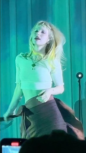 Hayley Williams - Zissou (Live Toronto) March 31, 2026 Massey Hall