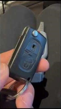 Cloner clé Peugeot 207 avec VVDIV Mini Key Tool - Xhorse