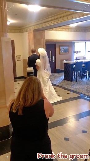 26K views · 968 reactions | Wedding clips    藍#Wedding #bridegroomdance #fourthwing #weddingday #weddingceremony #wedding #prank #weddingprank | wedding clips | Facebook