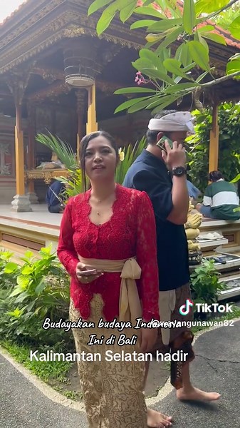 *WAYAN GUNAWAN HOMESTAY Di BALI* DIRECT OWNER RESERVASI TLP/WA:081 529 342 202 (Room & tour paket bali) *HARGA ROOM*: ------------------------ *RP.200.000/MALAM UTK 2 ORANG* *GRATIS*: *Jemput airport Bali welcome flowers -breakfast kuliner khas Bali -belajar tari Bali nuansa rumah tradisional Bali FEEL LIKE HOME STAYCATION SENSASI BEDA HOLIDAY EXPERIENCE* Wi-Fi.AC.WATER HEATHER.TV.HANDUK.SABUN.SHAMPO GRATIS MINUM KOPI & TEH SEPUASNYA ************************ *SEWA MOBIL DRIVER BBM 12 JAM/HARI