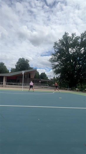 Another Netty Drill - 3x each side 😍 #netball #netballers #netballtok #netballtips #netballaustralia @Clare Grimes