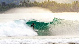 14 Best Countries to Surf in Asia: Ultimate Guide for Surfing Nomads