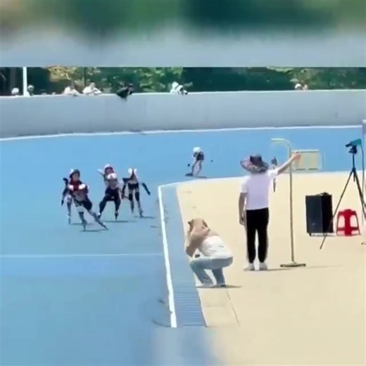 5.8M views · 167K reactions | Watch to the end... That project you quit? That dream you buried? In June, I Dare you to RISE. Fall 7 times, rise up 8... Your Scars can become an inspiration to many. Stop watching warriors. BECOME ONE. #AjahExcel | Ajah Excel | Facebook