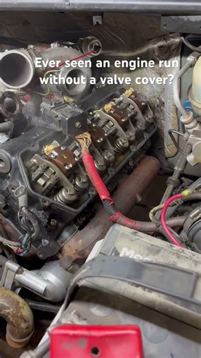 Ever seen an engine run without a valve cover? #automobile #deisel #mechanic
