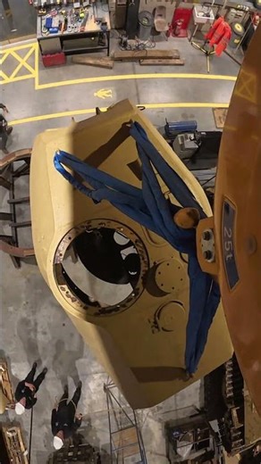 King Tiger V2 turret removal! Restoration is well underway! #thetankmuseum #ktv2 #helldivers2