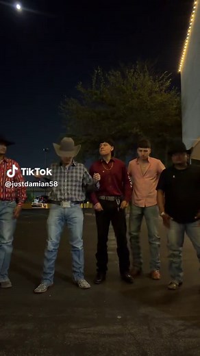 Puro 2 Stepping: Vaqueros Dance Trends