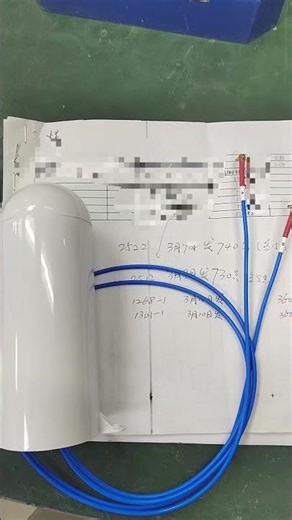 RF connector and cable assembly