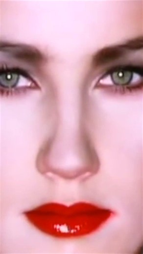 Waves_On_Waves, "My Favorite Complication", darkwave, ebm, goth, post-punk, new wave, retrowave, syn