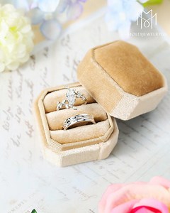 5.4K views | Matching couples rings ❤‍  Get 20% OFF everything!  Offer valid until 06/31/2025 Get yours ➡https://mollyjewelryus.com/ #couplesrings #couplesgoals #uniqueengagementrings #engaged #natureinspired leafring #ring #jewelry #giftsforher #nontraditionalengagementring #weddingband #engagementring #bridal | Molly Jewelry US | Facebook