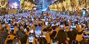 Paris NYE celebrations spark debate over 'living in the moment'