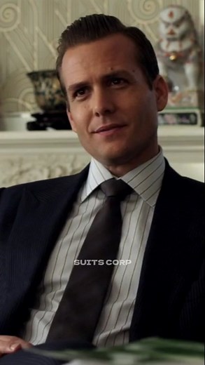 Full scene of the interview! The end is hilarious😆 #HarveySpecter #MikeRoss #Suits #SuitsNetflix