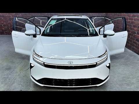 2027 Toyota Corolla - Exterior and interior details