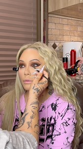 2M views · 47K reactions | Bunnie’s NYE glam full tutorial is up now on Patreon癩 #bunniexo #makeuptutorial | Makeup by Hailee | Facebook