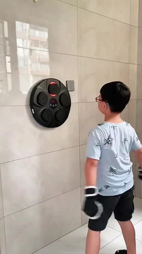 Smart music boxing machine wall target home trainer boxing response target rhythm hanging fitness equipment #Music boxing machine #boxing training #home exercise #Keep children away from mobile phones#newyear #gift