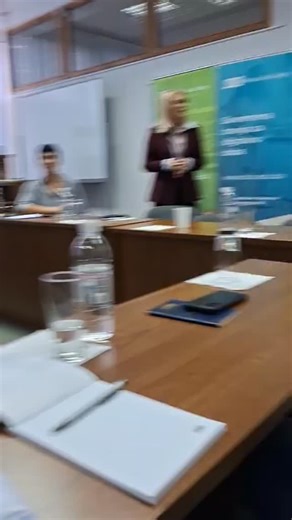 Finalni sastanak projekta RuraliTeast održan je 7. oktobra 2025. u Banjaluci, u okviru međunarodne konferencije „Circular Economy in Tourism and Rural Community Development – RURAL GREEN“. Događaj je okupio partnere, eksperte, predstavnike institucija, umetnike, kreativne profesionalce, lokalne aktere i studente, sa ciljem predstavljanja rezultata projekta i razmatranja mogućnosti za dalji razvoj. Posebnu pažnju privuklo je izlaganje prof. dr Olje Arsenijević, koja je studentima BLC univerziteta