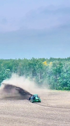 New YouTube video is up. Link is posted below in the comments. Crary Agriculture Products #johndeere #farmlife #johndeerecombine #farming #farmingamerica #farmer #farmphotography #farm #aglife #harvest23 #farmers #familyfarm #farmerslife #farmlife #americanfarmer #ag #agriculture #agvocate #aglife #agdaily #agripics #agpico #womenfarmer #womenina #farmtube #craryag #farmtotable | Haugen Family Farms
