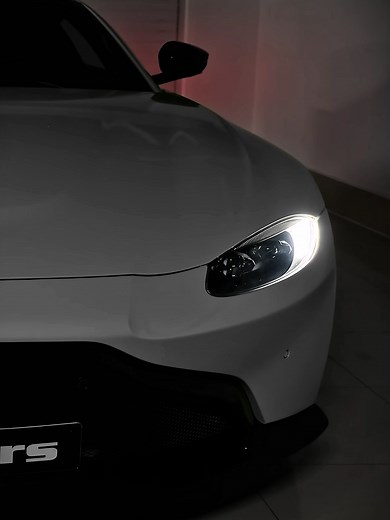 Stunning Aston Martin 4K Car Edit