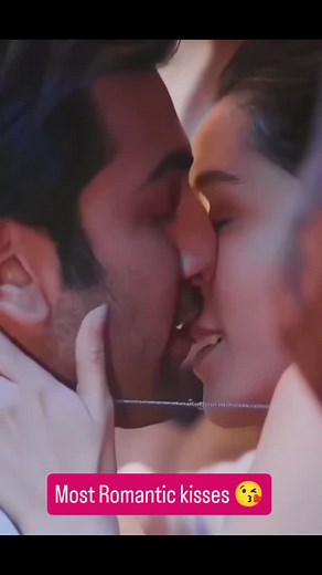 Muvipedia on Instagram: "Compilation of Most Romantic kisses of #bollywood  #ranbirkapoor #saraalikhan #prietyzinta #saifalikhan #kritisanon #shraddhakapoor #kiaraadvani #kartikaaryan"
