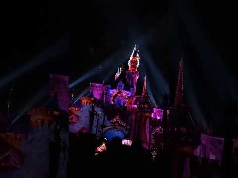Mickey's Mix Magic Fireworks: Sleeping Beauty Castle Projections POV (Disneyland Ambience)