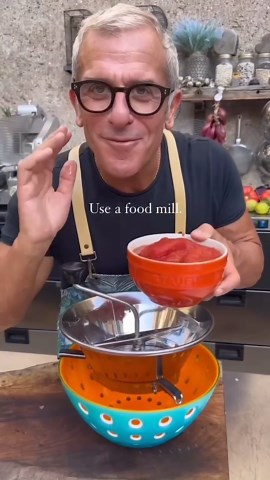 Italy by Nicolas on Instagram: "Do you smell ragu in the house and immediately fancy a nice pasta dish? Try these spaghetti with meatballs and tell me if you liked them 🍝 They’re really good! 🎥 @chefmaxmariola ➡️ Checkout my Italy Guide link in bio Spaghetti's Global Twist ~ Classic Italian: • Spaghetti Carbonara: Creamy egg sauce with pancetta and Parmesan, a Roman delight. • Spaghetti Bolognese: Hearty meat sauce simmered with vegetables, a Bologna staple. • Spaghetti alle vongole: Fresh cla