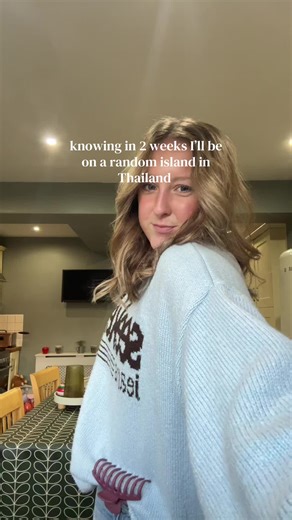 #thailand #backpacking #travel #girl #vlog @Sisters & Seekers