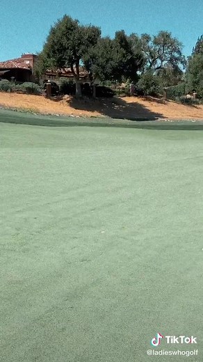 Ladies Golf Day...always hyping each other up 💪🏻👭⛳️ #fyp #foryourpage #golfday #golfbabes #golfgirls #ladieswhogolf #ladiesgolfday #golfdrive