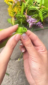 2.6K views · 31 reactions | Title: "Brown Braided Rose Tutorial: Crafting Beauty from Nature's Touch" Hashtags: - #BrownWovenRose - #RoseTutorial - #HandmadeFlowers - #CraftingBeauty - #NatureInspired | paper craft ideas | Facebook