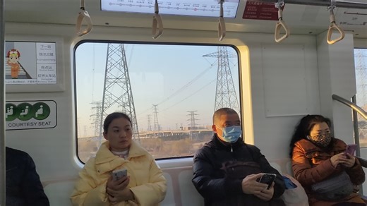《上海地铁打卡季》元旦特别节目上海古镇17号线汇金路到终点站虹桥火车站换乘2号线虹桥火车站到淞虹路记得给三宝点关注万分感谢再次祝大家新年快乐2024年第一条视频