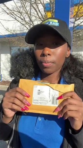 Americans Can Get Fast Cash For Christmas Using This New Program Today! Directly to use for gifts, bills, or whatever you need it for! | Parker Bee