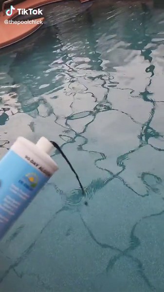 ▪️Black algae in pools!▪️Also known as cyanobacteria, this is a bacteria that tends to grow in dense colonies. It roots itself deep into your pool surface and is difficult to get rid of. Black algae form a protective coating that is highly chlorine resistant. You must use an algae brush to remove this protective layer so that chlorine or algaecides are able to penetrate it and kill it. 👉Our go to for a black algae treatment is LoChlor's 90 day algaecide! #poolcareplus #blackalgae