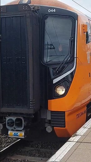 730044 and 730023 arrive at Harrow and Wealdstone With a service to London Waterloo.