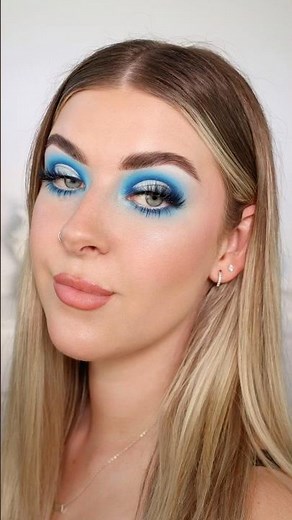 Blue Glittery Halo Eyeshadow Tutorial 🩵✨ Long Live The Cut Crease!