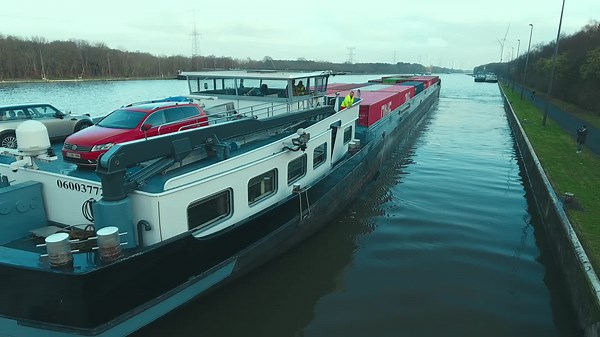 How does operating a vessel from a shore control center work? #binnenvaart #inlandshipping #smartship #mass #binnenvaartschip